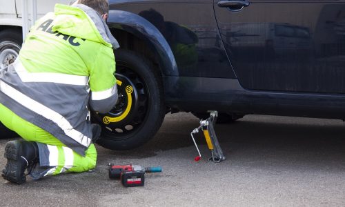 flat-tire-76563_960_720
